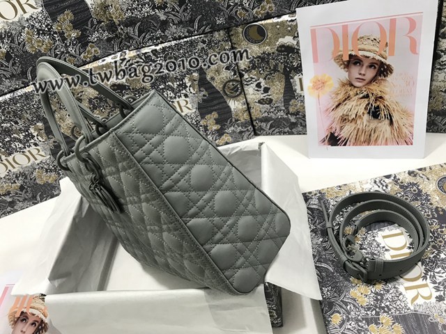 Dior专柜新款迪奥顶级原单Lady七格磨砂藤格纹牛皮翻盖手提女包 djfk1124